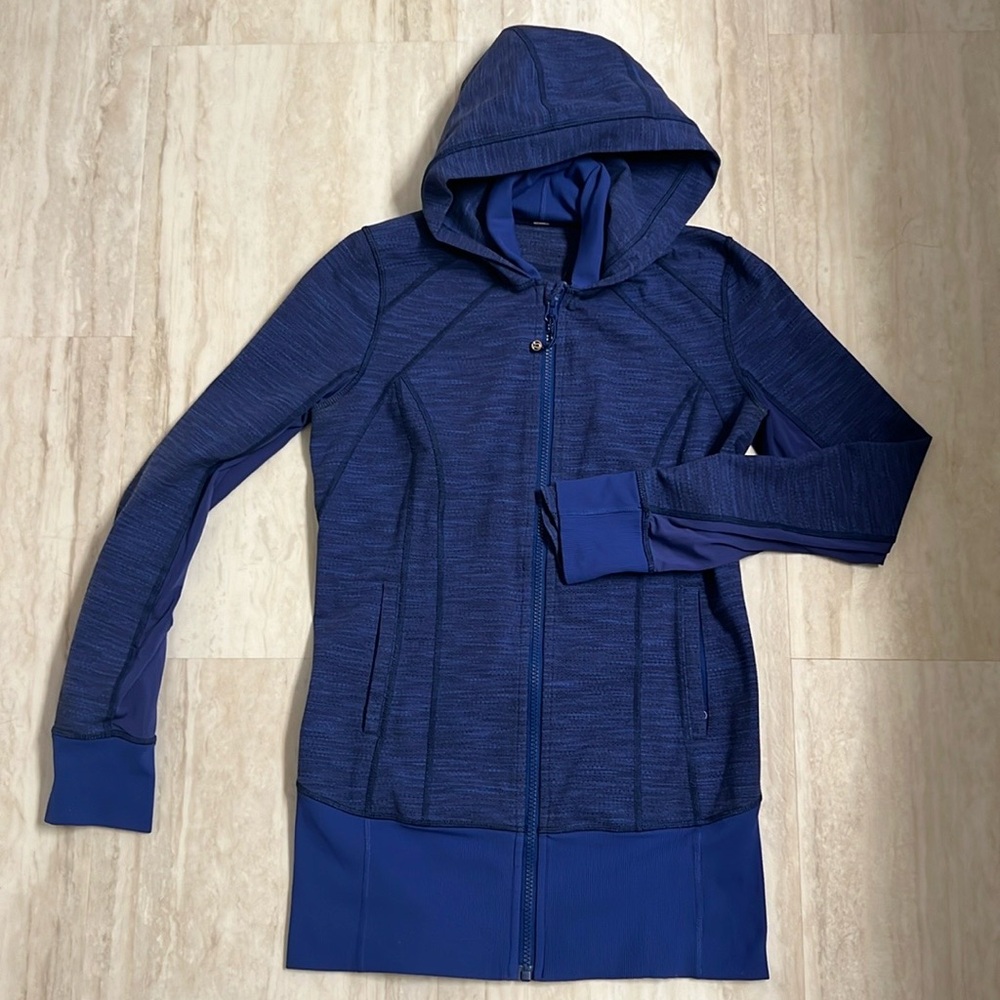 Lululemon womans hooded jacket size 8